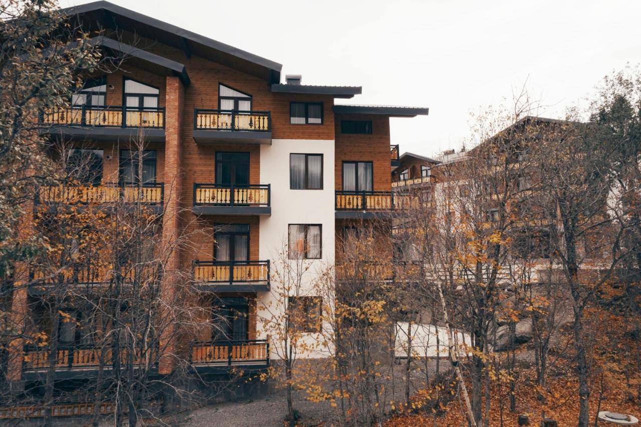 Zarku Apartments 巴库里阿尼 外观 照片