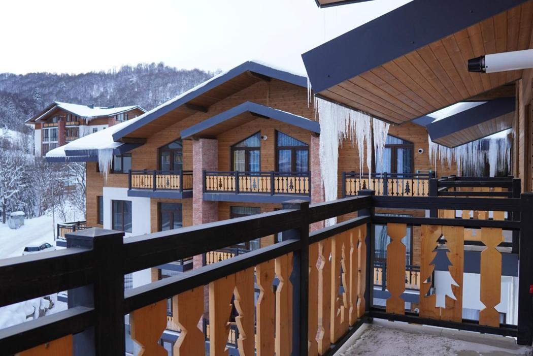 Zarku Apartments 巴库里阿尼 外观 照片